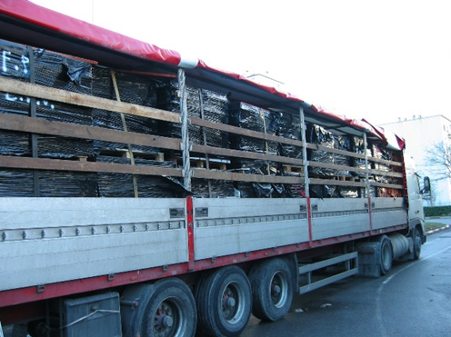 Chargement camion chanier a Colombes